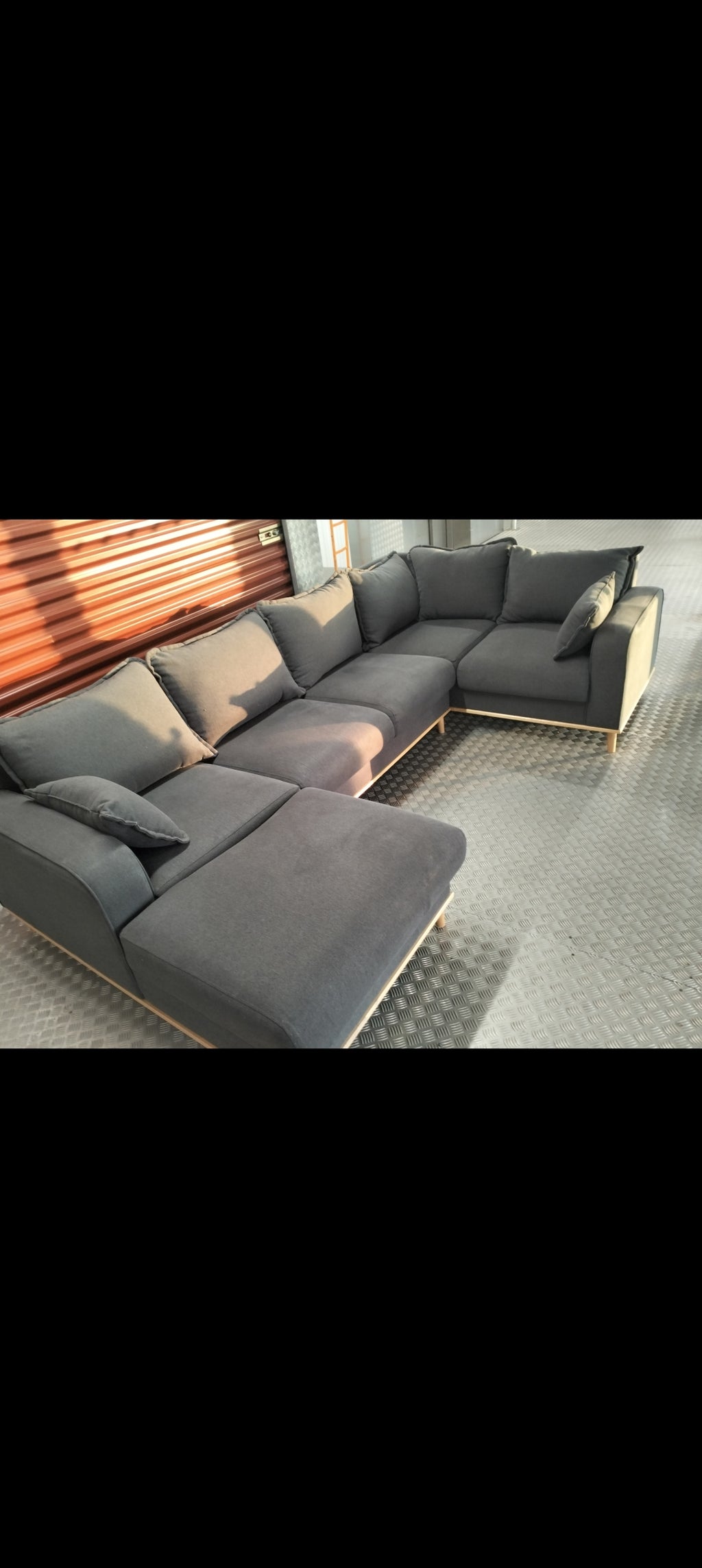 GREY DESIGNER CORNER SOFA DELIVERY AVAILABLE TODAY